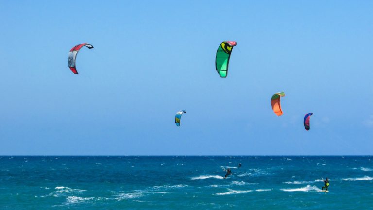 Ilha do Sal recebe I Circuito Mundial de Kitesurf e Wing-foil com “grande expetativa”