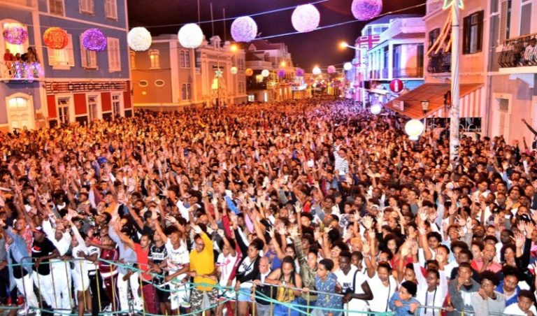 Inicia hoje série de 4 noites de passagem de ano em São Vicente