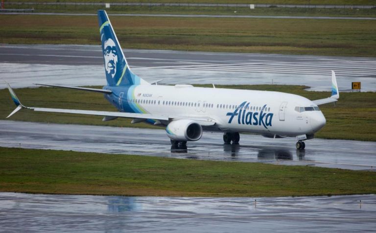Após incidente com avião da Boeing companhias cancelam 350 voos nos EUA