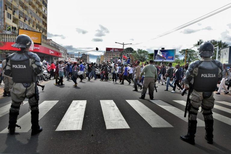 Polícia trava manifestação da Renamo que reclama vitória nas eleições Autárquicas em Maputo