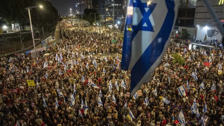 Manifestação em Israel exige eleições antecipadas e cessar-fogo com Hamas