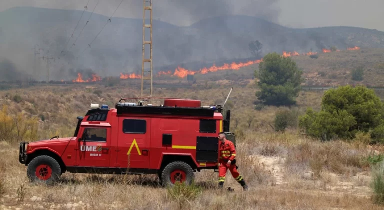 Incêndio na Andaluzia faz 13 mortos; há ainda 10 desaparecidos