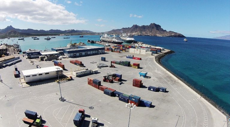 Ministro do Mar anuncia investimento superior a 80 milhões de Euros no Porto do Mindelo
