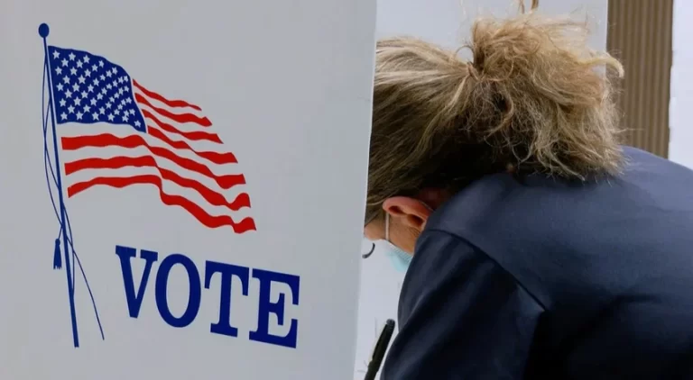 Democratas dominam eleições locais nos Estados Unidos