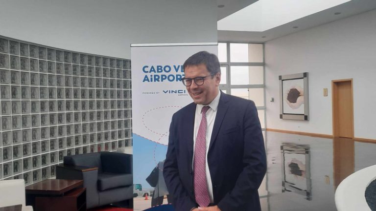 Democracia e estabilidade jurídica e política na base da aposta da VINCI em Cabo Verde