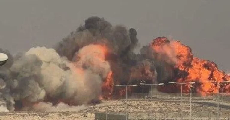 Piloto morre após queda de caça durante demonstração no Dubai Air Show