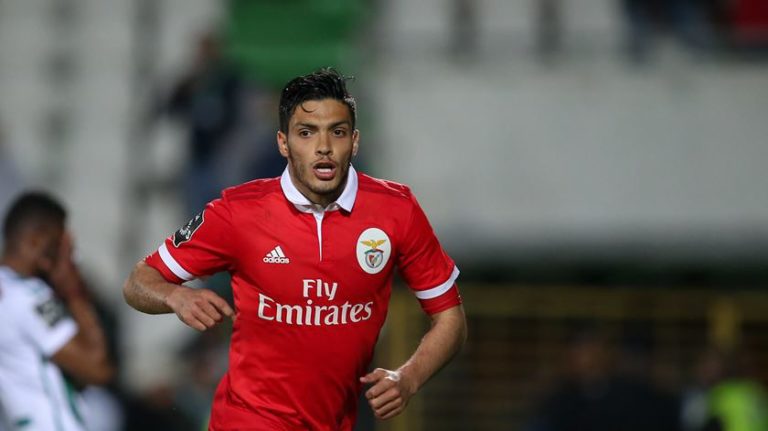 LIGA PORTUGUESA: SL Benfica vence e põe pressão no FC Porto antes do clássico