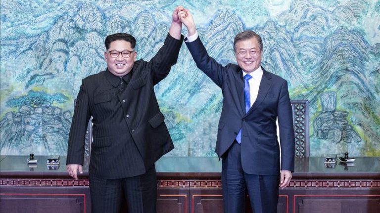 PENÍNSULA COREANA: Norte encerra base de testes nucleares em maio