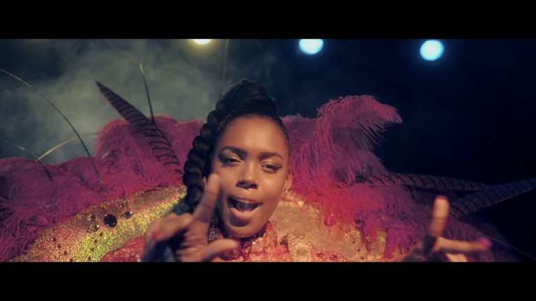 PASCOELA: Elly Paris atua hoje em São Nicolau