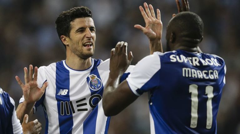 LIGA PORTUGUESA: FC Porto com mão cheio
