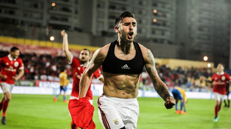 LIGA PORTUGUESA: Salvio “salva” Benfica e pressiona FC Porto