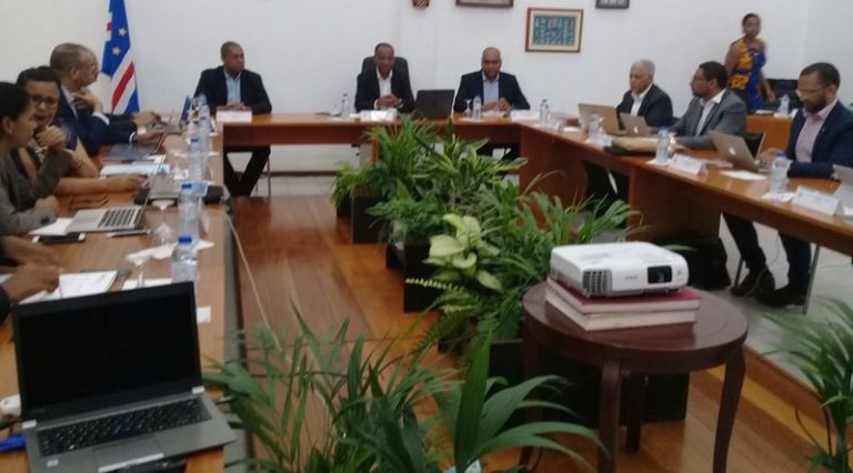 CONSELHO DE MINISTROS: Aprovado novo regime jurídico de constituição, emissão e gestão da dívida pública