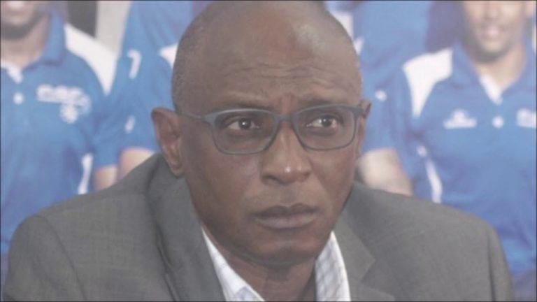 CNF: Presidente da FCF afasta financiamento da FIFA