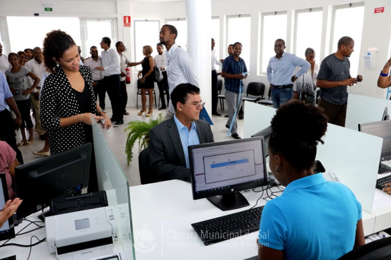 ILHA DO SAL: Câmara Municipal moderniza atendimento ao público