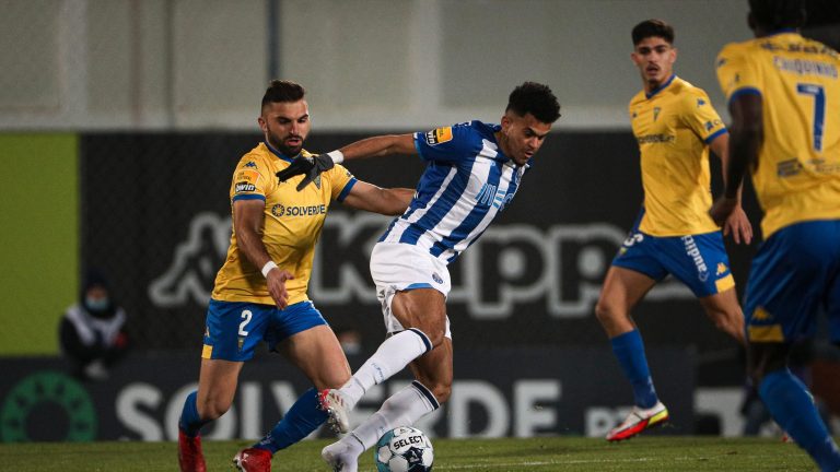Liga Portuguesa. FC Porto sofre, vence e isola-se na liderança