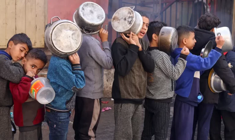 UNICEF aponta mais de 13 mil crianças mortas devido à fome em Gaza