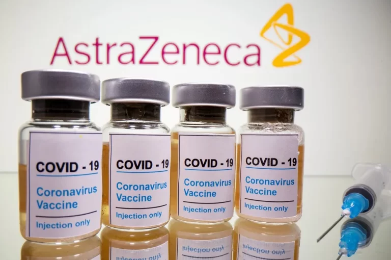 AstraZeneca retira vacina contra Covid-19, citando excedente de vacinas mais recentes