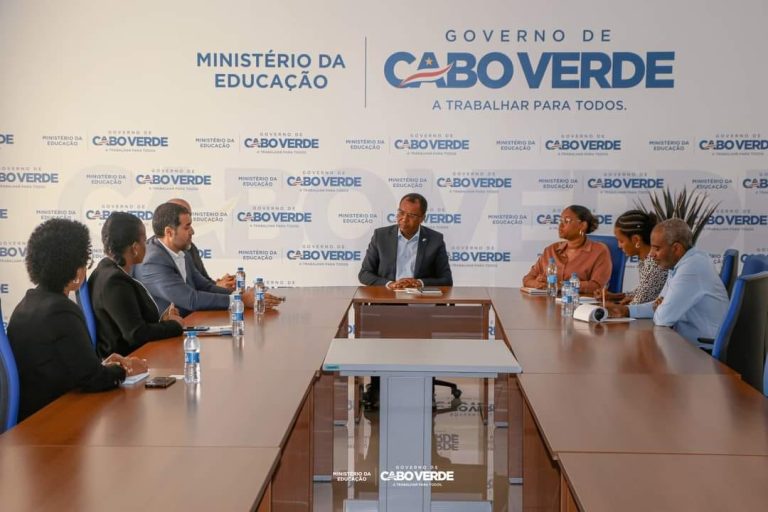 Governo a passos largos para implementação do Instituto Superior de Aeronáutica e Turismo
