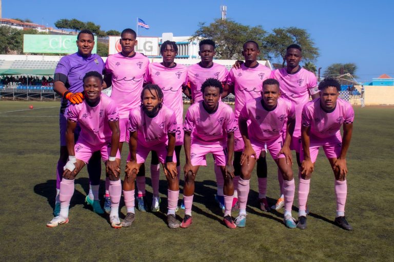 Boavista e Académica na final da Taça Praia
