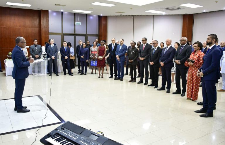 Primeiro-Ministro destaca metas ambiciosas para 2024