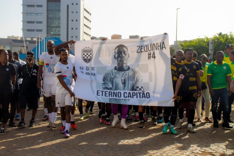 Boavista e Académica da Praia empatam em jogo marcado por homenagem a Zequinha