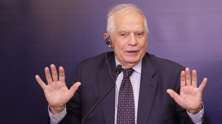 Ataque Russo atinge Kiev durante visita de Chefe da Diplomacia da UE