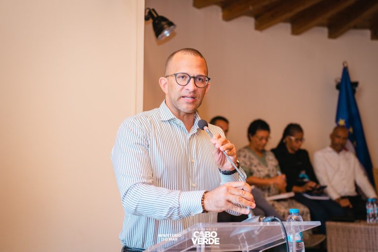 Encontro com Ministro do Mar marca arranque das festividades do dia do pescador em Porto Novo
