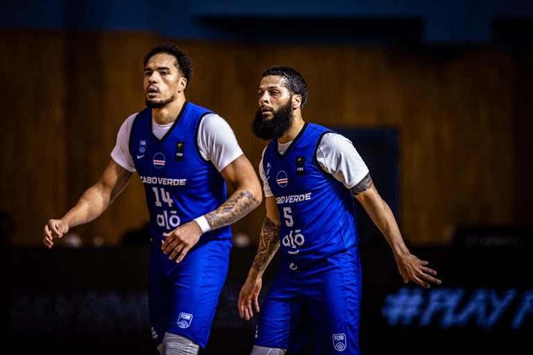 Seleção Nacional de Basquetebol lidera grupo após vitória contra Líbia