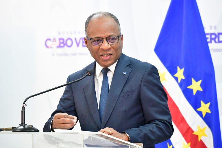 Primeiro-Ministro recebe entidades e representantes de organismos internacionais