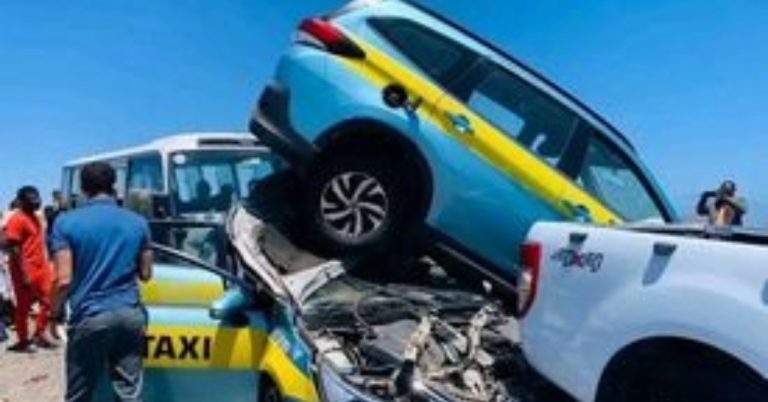 Acidente de viação na estrada de Santa Maria deixa mais de 30 feridos