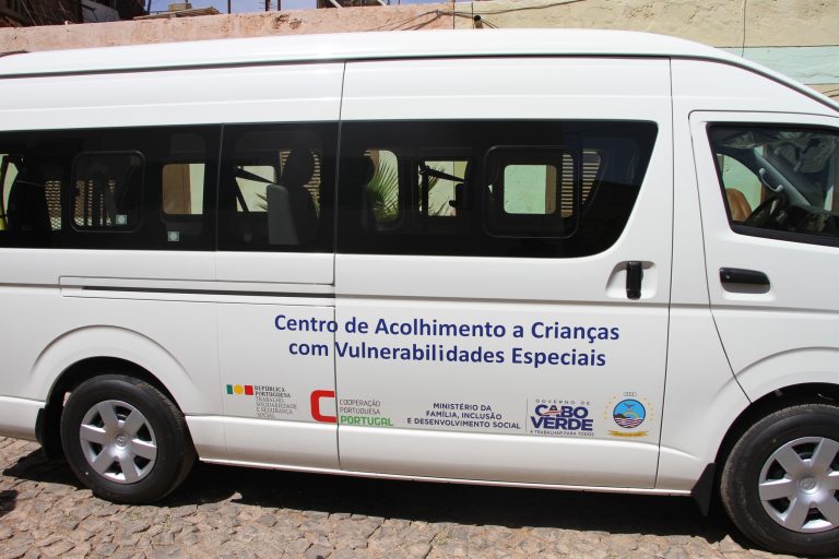 Centro para Crianças com Vulnerabilidades Especiais já dispõe de uma viatura adaptada