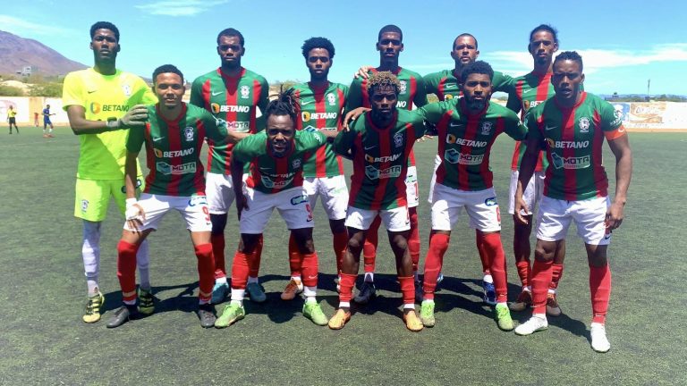 Marítimo vence por 5-0 e é campeão no Porto Novo