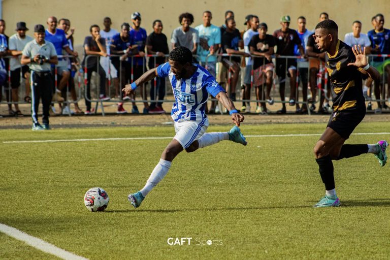 Futebol. 1.ª jornada do campeonato nacional rendeu 17 golos
