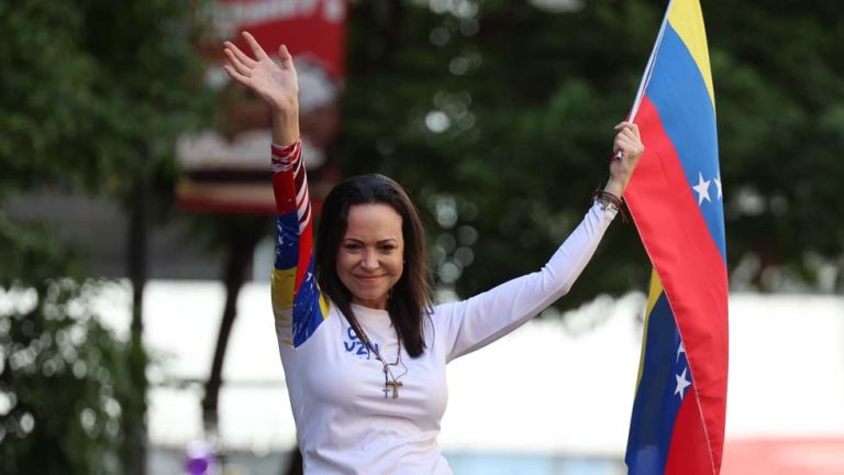 Venezuelana María Corina Machado recebe Prémio Nobel da Paz