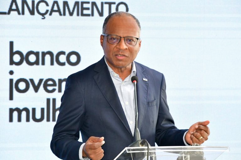 Governo lança Banco Jovens e Mulheres