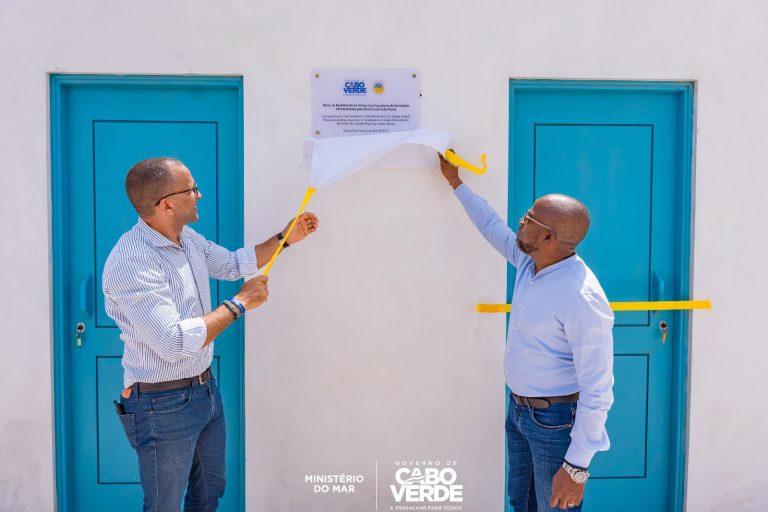 Pescadores de Boa Vista ganham novo abrigo