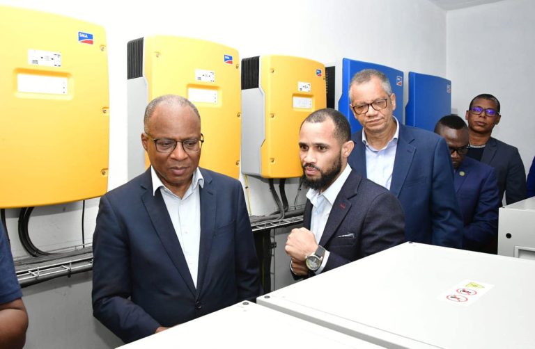 Primeiro-Ministro inaugura Central Solar Fotovoltaica de Chã das Caldeiras