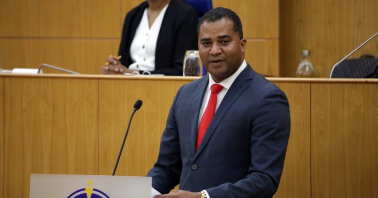 Deputado Filipe Santos prepara projeto de lei para desbloquear heranças indivisas em Cabo Verde