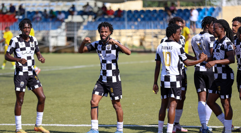 Futebol/Santiago Sul. Kadu empurra Boavista para vitória, Sporting arranca empate