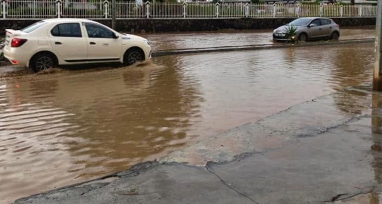 Mau tempo em Cabo Verde. Chuva, trovoadas e agitação marítima exigem redobrada prudência da população