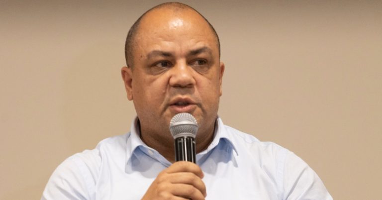 Ministro da Cultura compromete-se em melhorar infraestrutura cultural em São Nicolau