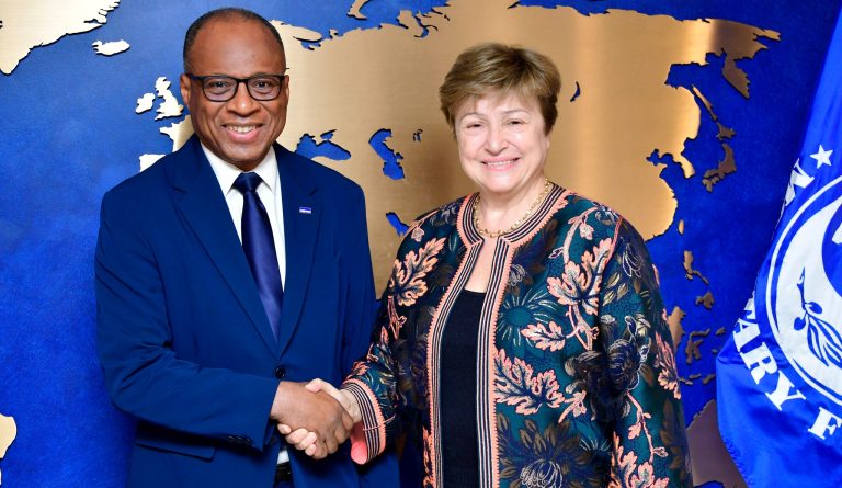 PM encontra-se com Diretora-Geral do Fundo Monetário Internacional em Washington
