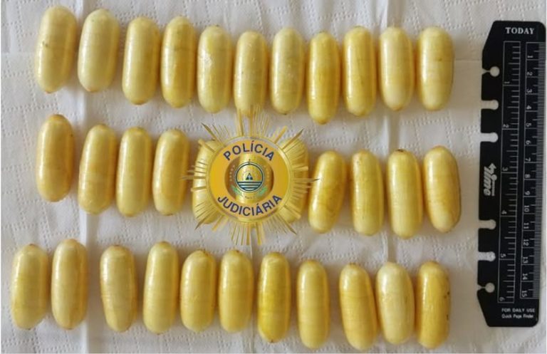 PJ detém estrangeiro com 1.582,8 gramas de cocaína no Aeroporto da Praia