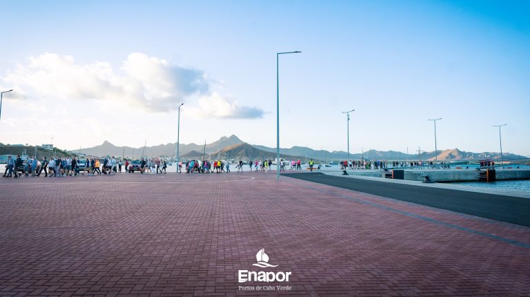 Porto de Cruzeiros do Mindelo já recebeu mais de 30 escalas e quase 14 mil passageiros em três meses