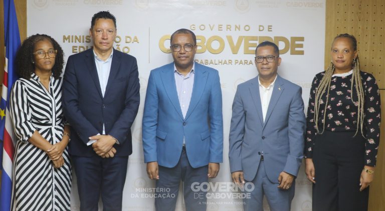 Nova administração da ARES tomou posse hoje
