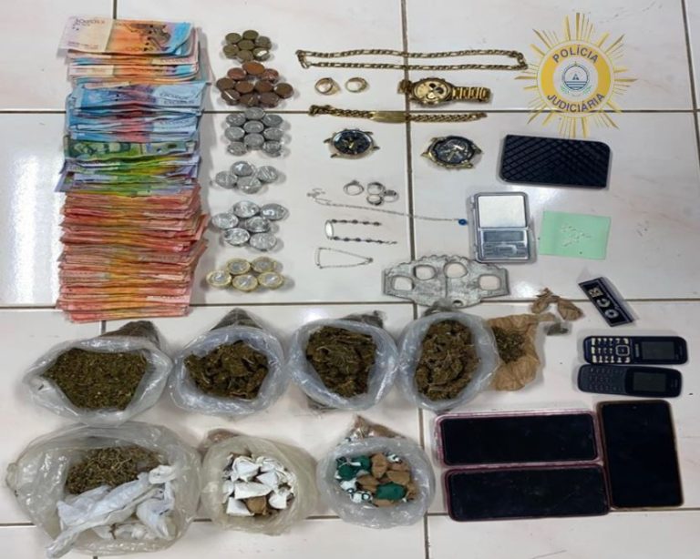 Dois detidos em prisão preventiva por tráfico de drogas em Achadinha de Baixo