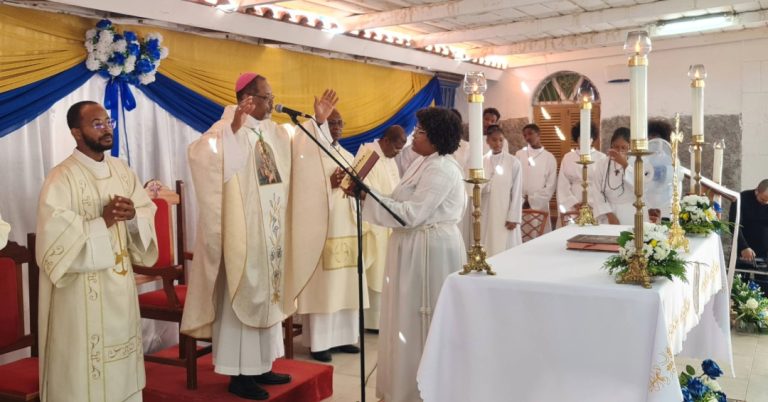 Dom Ildo Fortes abre jubileu dos 175 anos da Paróquia de Nossa Senhora das Dores