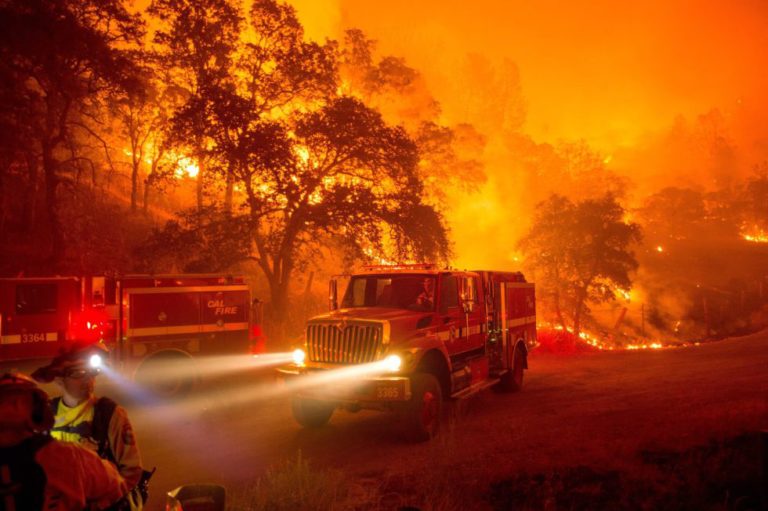 EUA: lncêndio na Califórnia causa 56 mortos