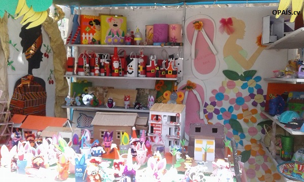 GOISA ARTE transforma lixo em luxo | OPAÍS.cv