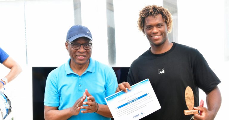Primeiro-Ministro homenageia pioneiros dos desportos náuticos na Boa Vista